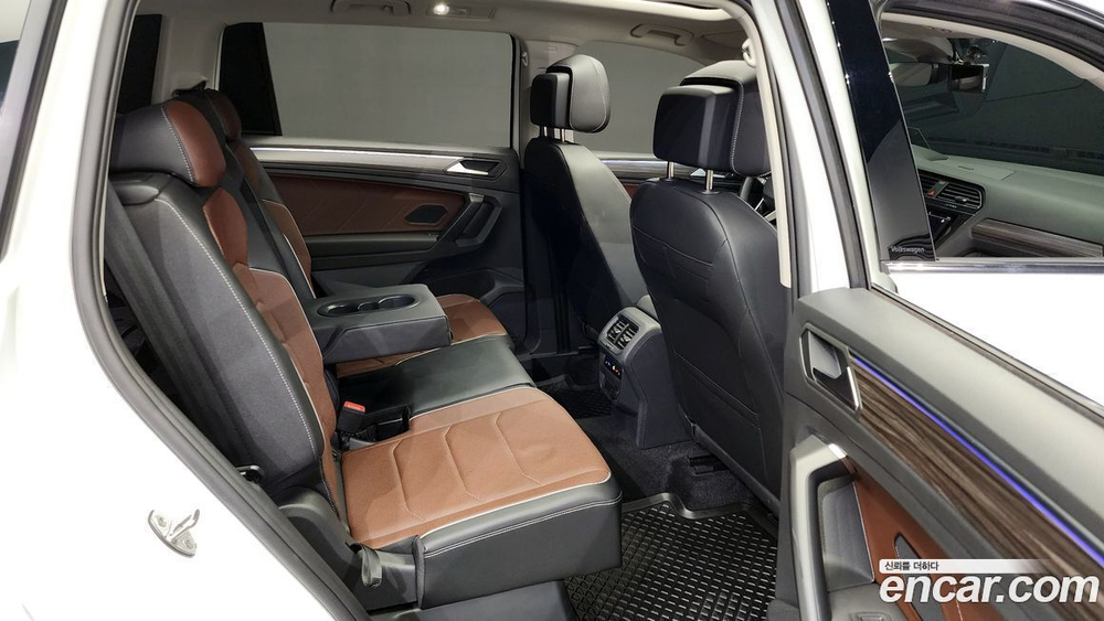 Volkswagen Tiguan Allspace 2.0 TSI Prestige (03.2024)