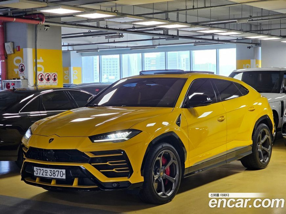 Lamborghini Urus 4.0 V8 (04.2020)