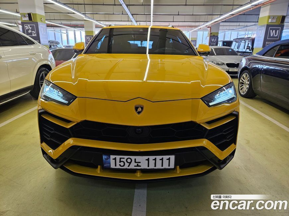 Lamborghini Urus 4.0 V8 (10.2019)
