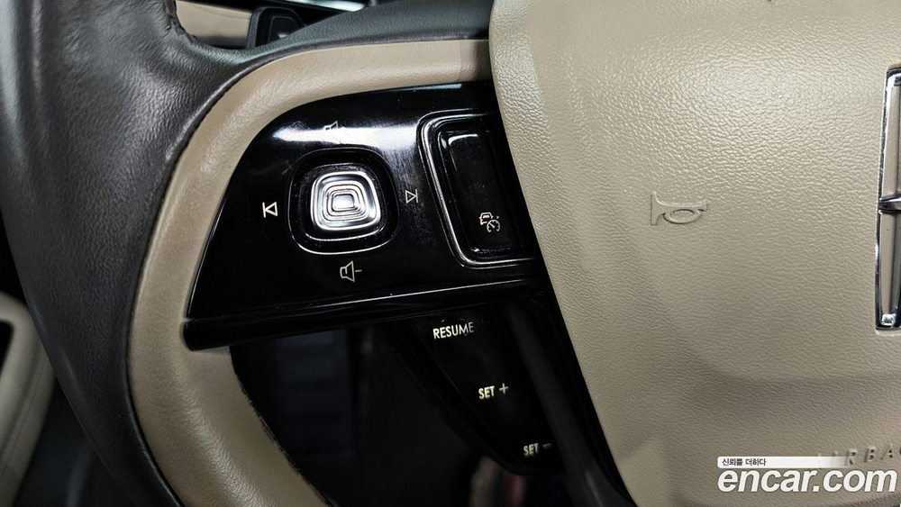 Lincoln Corsair 2.0 Reserve AWD (08.2021)