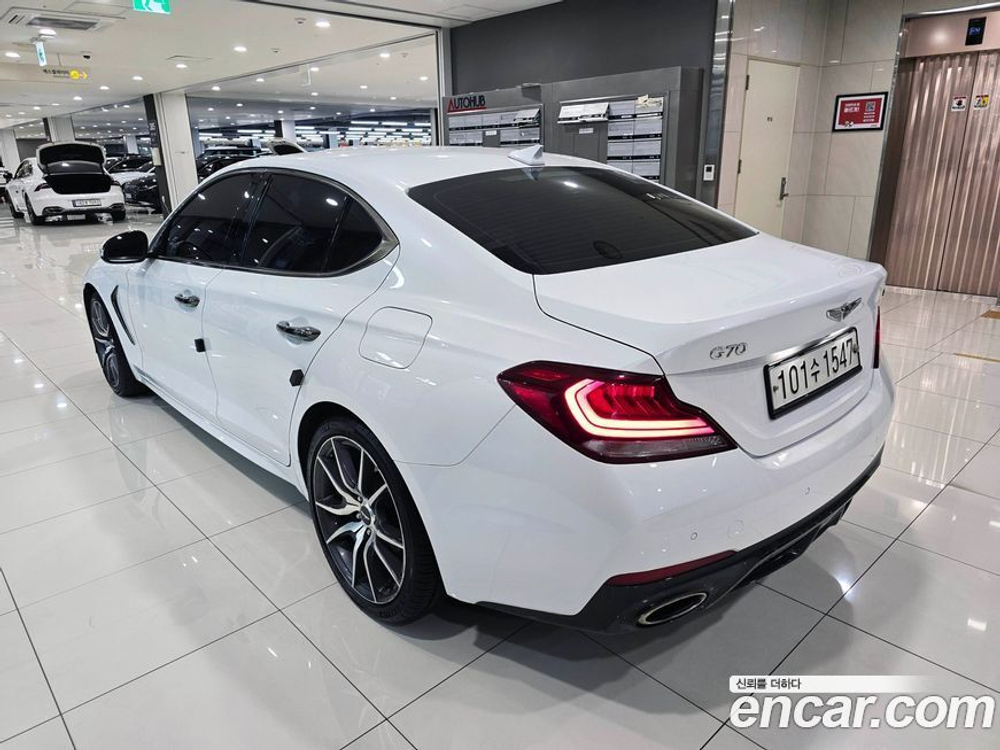Genesis G70 2.0T (02.2020)