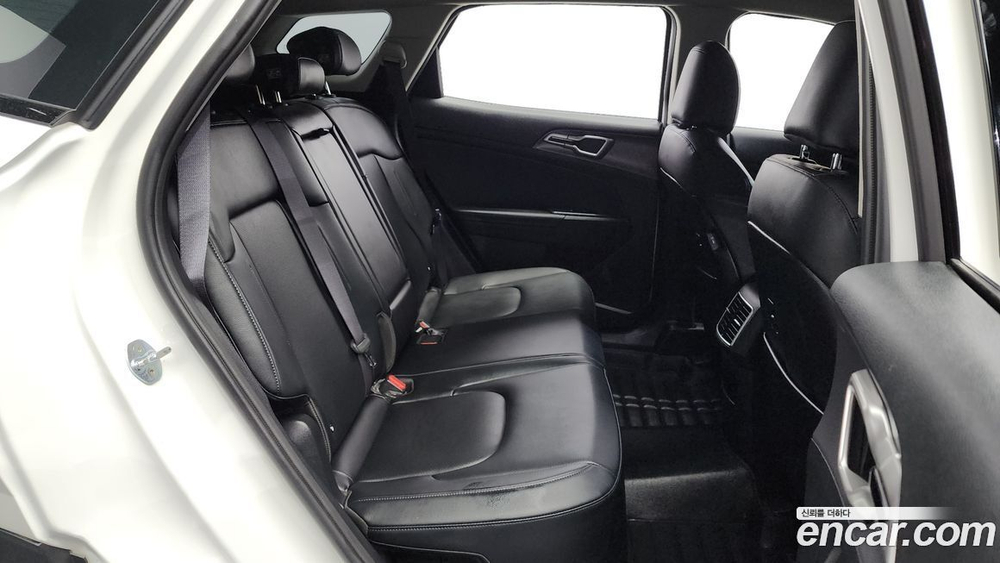 Kia Sportage 5 Generation Hybrid Noblesse 그래비티 2WD (08.2022)