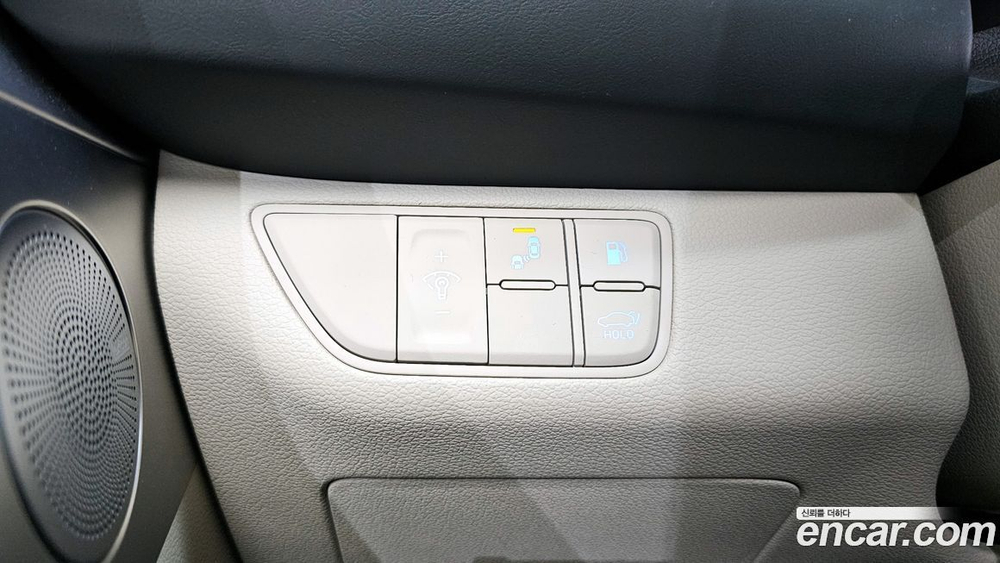 Genesis G70 2.0T (10.2019)