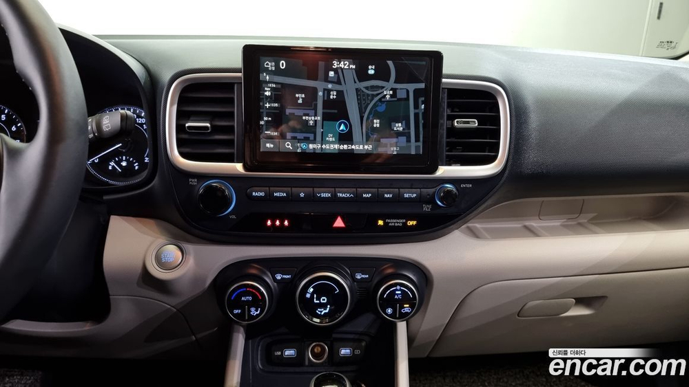 Hyundai Venue 1.6 Fluxe (06.2022)