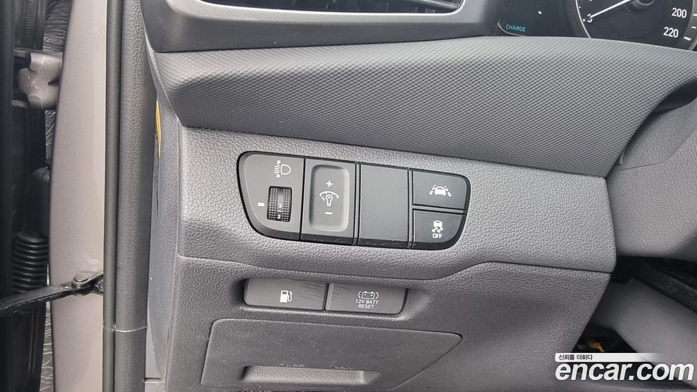 Hyundai The New Ionic Hybrid 1.6 HEV (09.2019)