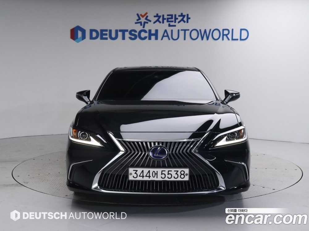 Lexus ES300h 7 Generation Luxury Plus (11.2020)
