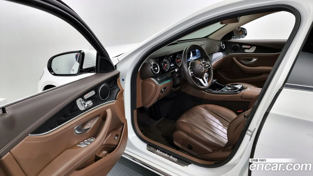 Mercedes-Benz E-Class W213 E220d 4MATIC Exclusive (03.2020)