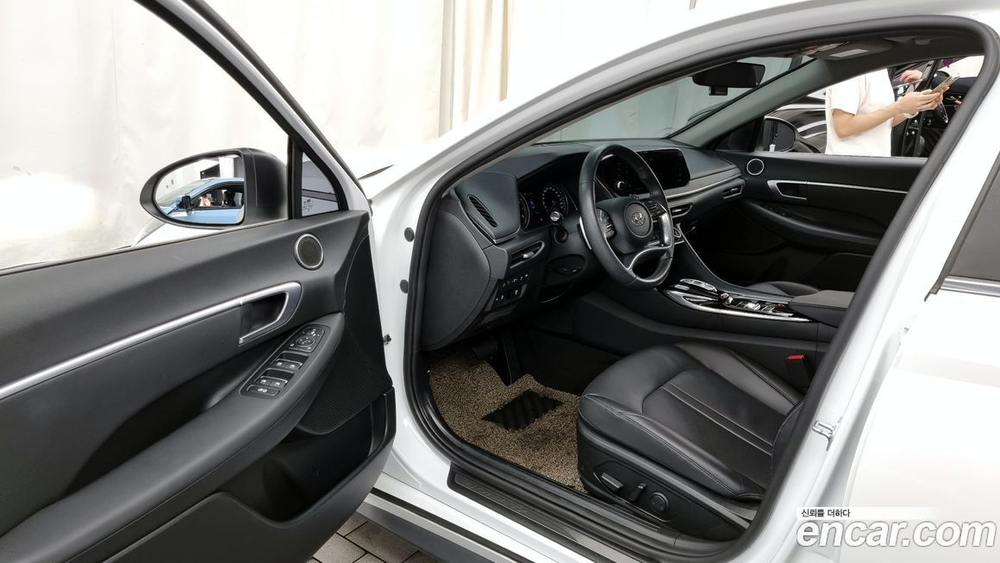 Hyundai Sonata (DN8) 2.0 (11.2020)