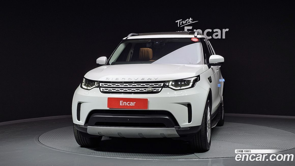 Land Rover Discovery 5 3.0 SD6 HSE Luxury (08.2019)