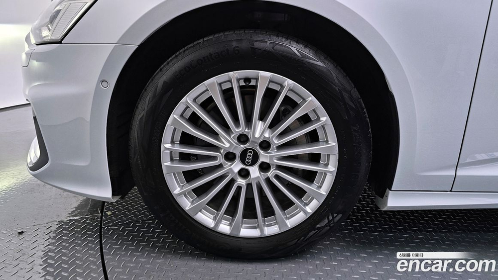 Audi A6 (C8) 45 TFSI Premium (07.2021)