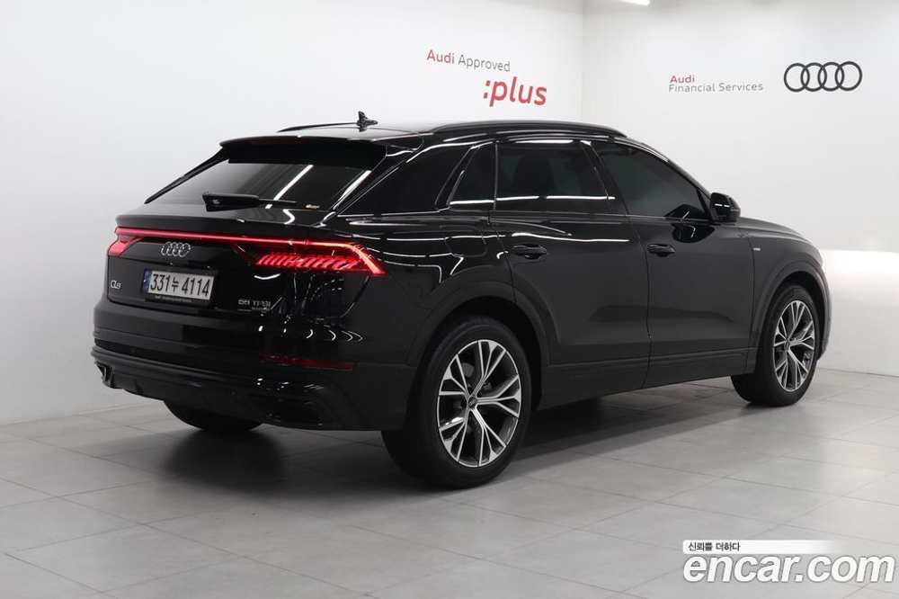 Audi Q8 55 TFSI Quattro Premium (02.2022)