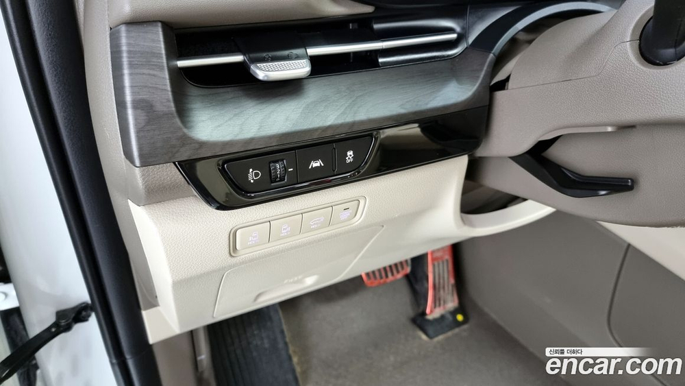 Kia Carnival (Sedona) 4 Generation 9-и местный Signatures (04.2023)