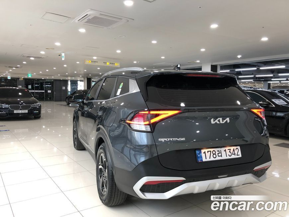 Kia Sportage 5 Generation Дизель 2.0 2WD (10.2022)