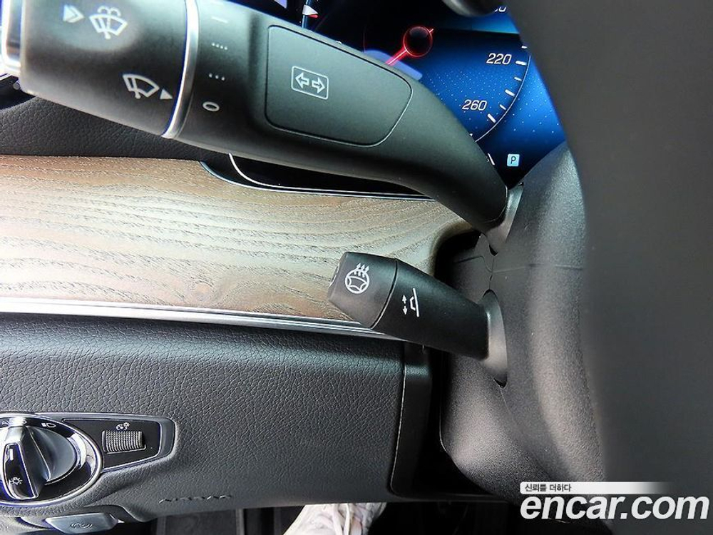 Mercedes-Benz E-Class W213 E250 Exclusive (08.2021)