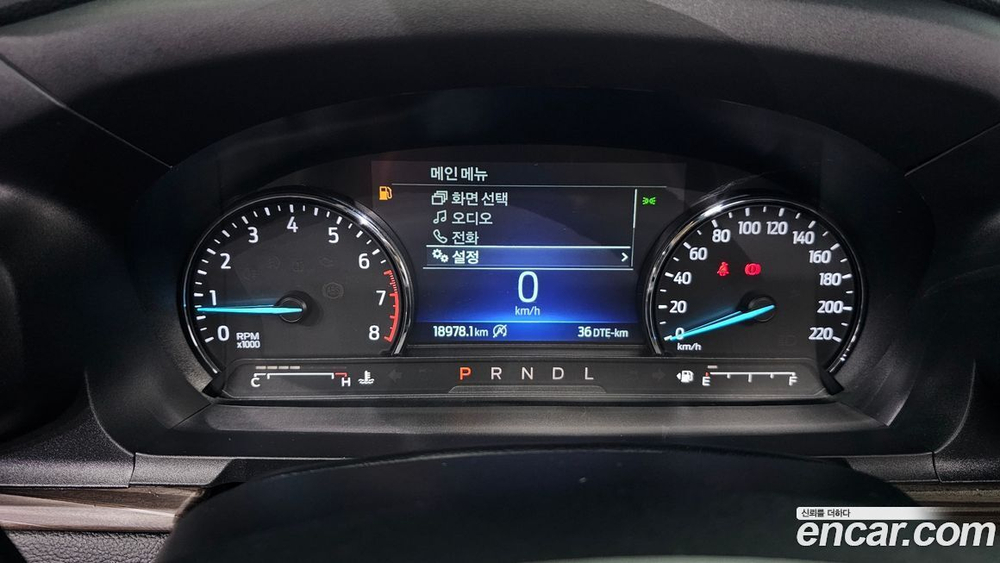 Ford Explorer 6 Generation 2.3 Limited 4WD (11.2022)