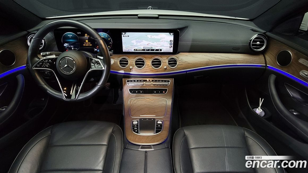 Mercedes-Benz E-Class W213 E250 Exclusive (05.2021)