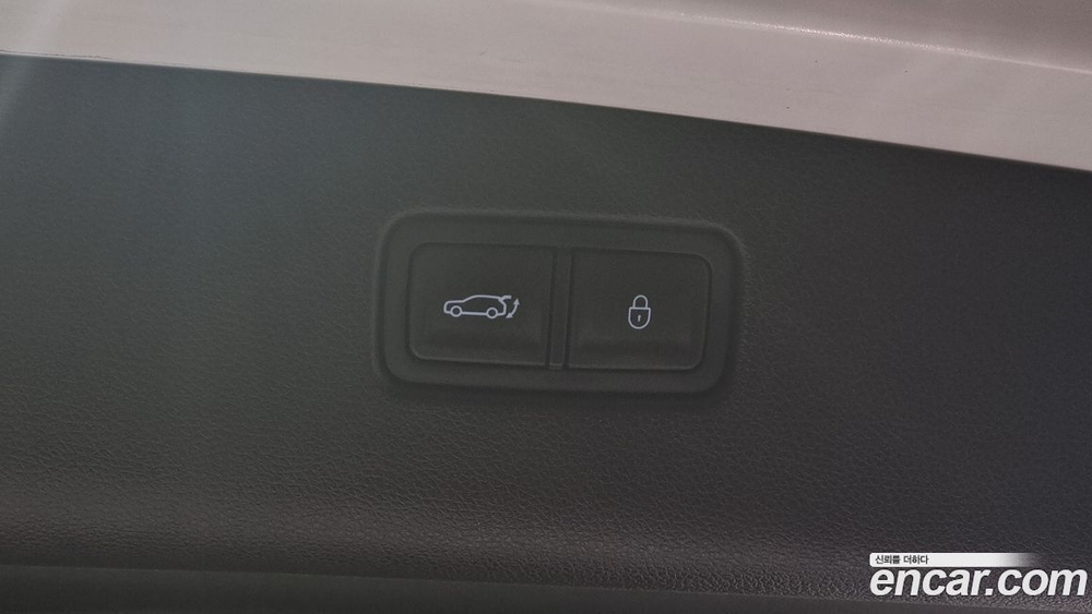 Genesis GV70 2.5T Бензин AWD (11.2021)