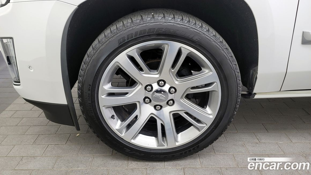 Cadillac Escalade 6.2 (11.2020)