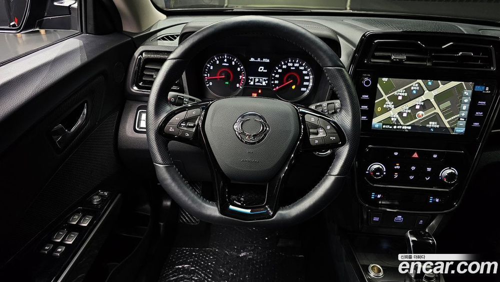 KG Mobility (Ssangyong) Very New Tivoli Бензин 1.5 2WD (01.2020)