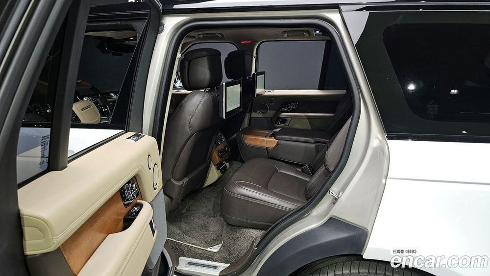 Land Rover Range Rover 4 Generation 4.4 SDV8 AB Дизель (12.2020)