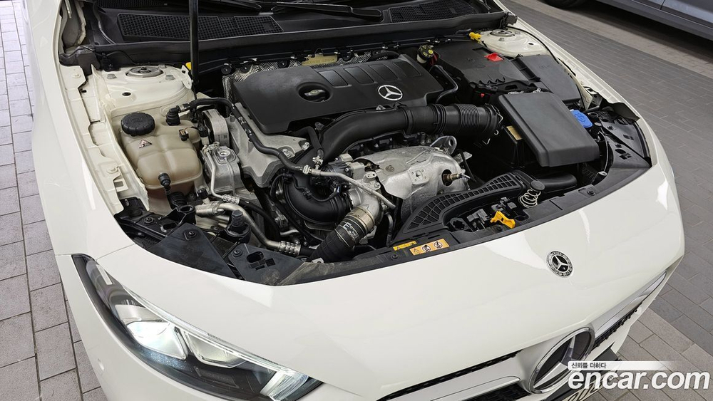 Mercedes-Benz A-Class W177 A220 Sedan (09.2020)