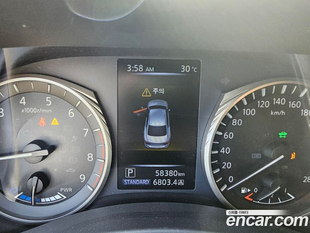 Infiniti Q50 3.5 Hybrid 에센스 (11.2019)