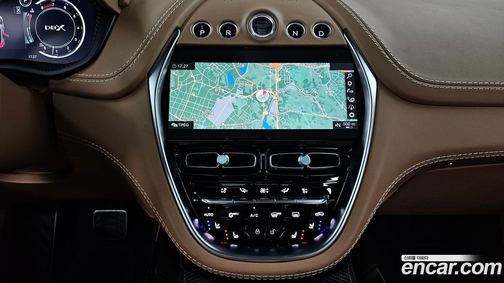 Aston Martin DBX 4.0 V8 707 (03.2023)