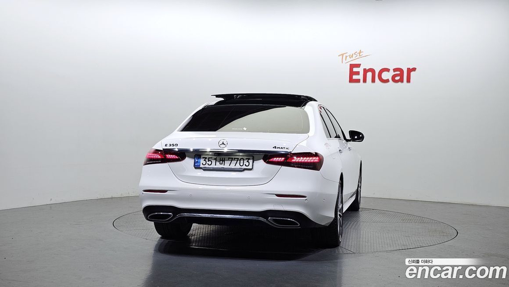 Mercedes-Benz E-Class W213 E350 4MATIC AMG Line (02.2021)