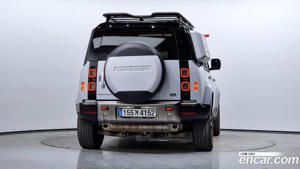 Land Rover Defender (L663) 110 P400 X (07.2022)