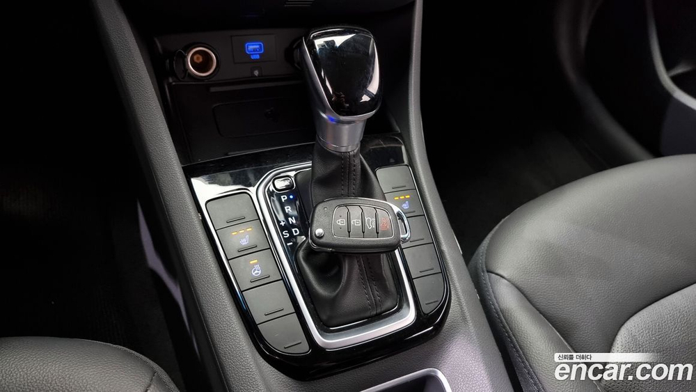 Hyundai The New Ionic Hybrid 1.6 HEV (09.2019)