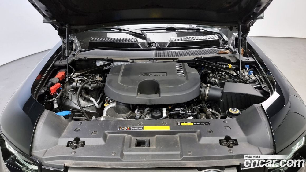 Land Rover Defender (L663) 130 D300 X-Dynamic HSE (03.2023)