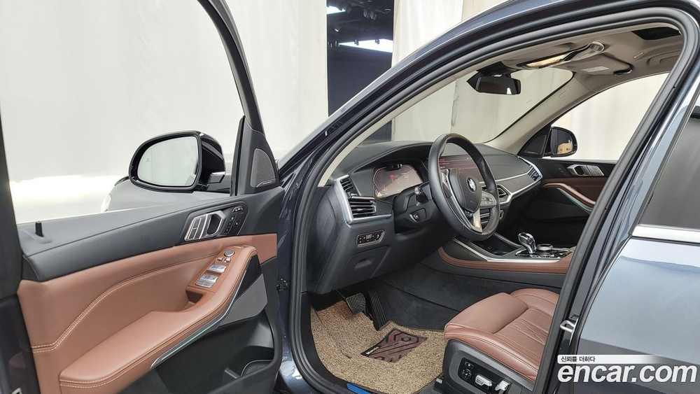 BMW X7 (G07) xDrive 40d Design Pure Excellence 7-и местный (05.2022)