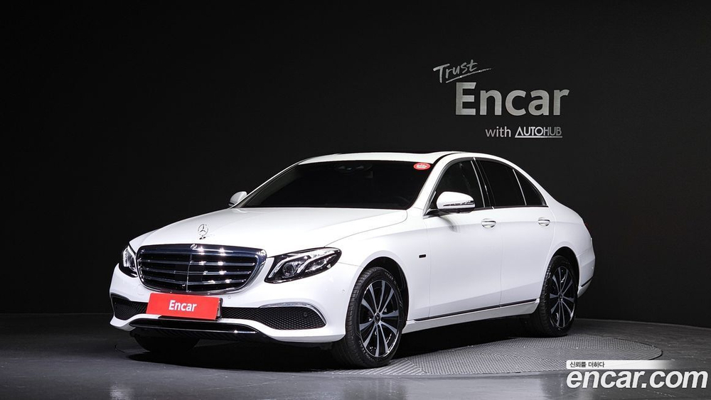 Mercedes-Benz E-Class W213 E300e 4MATIC Exclusive (07.2020)