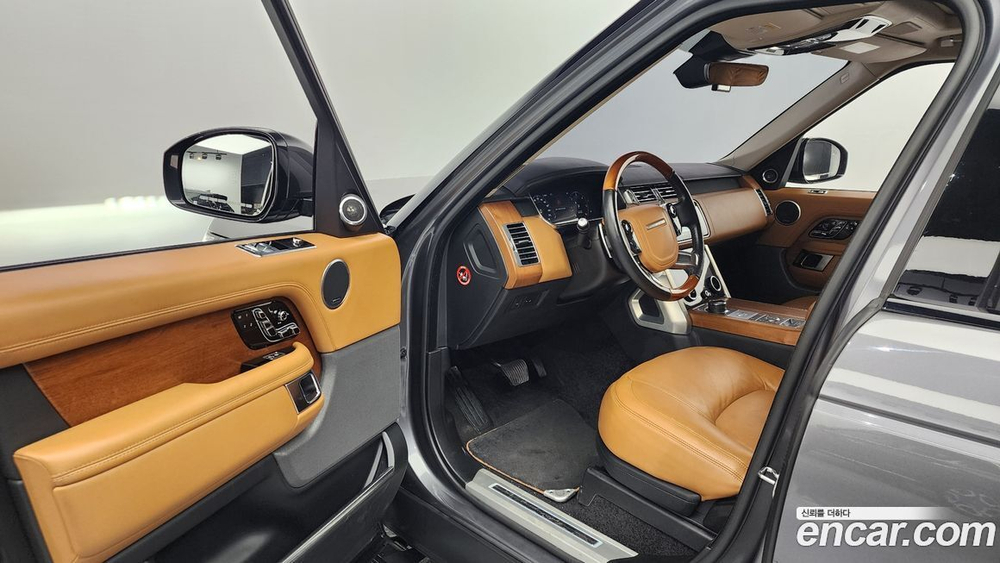 Land Rover Range Rover 4 Generation 4.4 SDV8 AB LWB Дизель (12.2019)