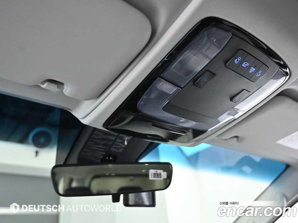 Hyundai Staria 4WD Tourer 11-и местный (04.2022)