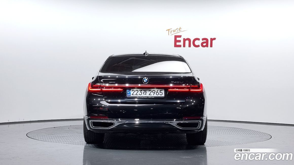 BMW 7 Series (G11) 740Li xDrive Design Pure Excellence (05.2021)