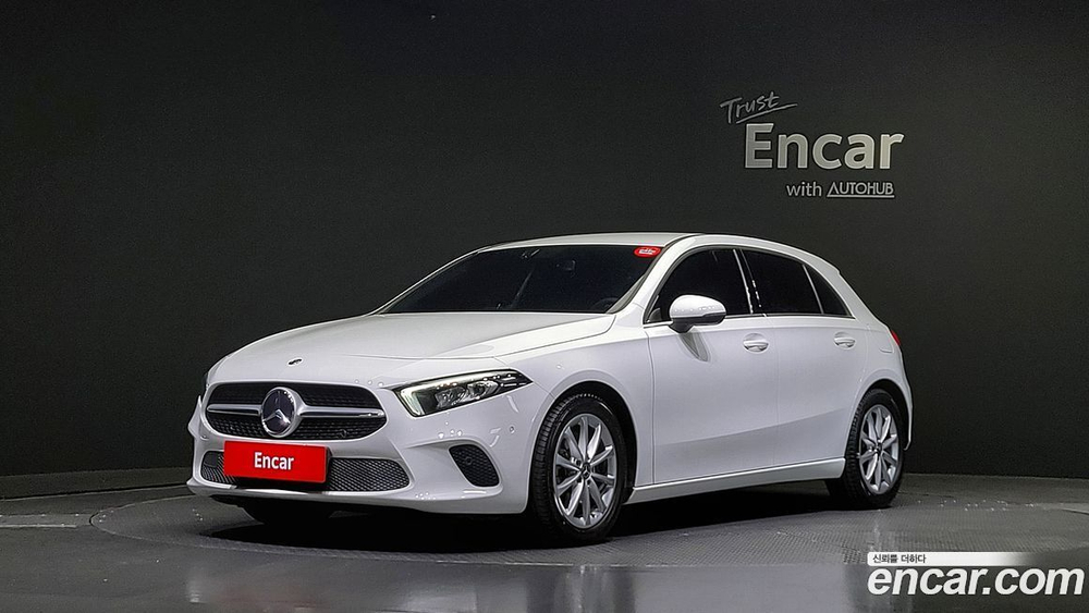 Mercedes-Benz A-Class W177 A220 Hatchback (03.2020)