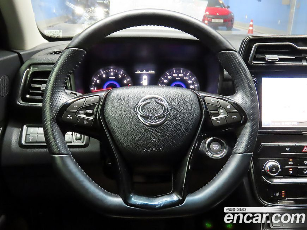 KG Mobility (Ssangyong) Very New Tivoli Бензин 1.5 2WD (12.2019)