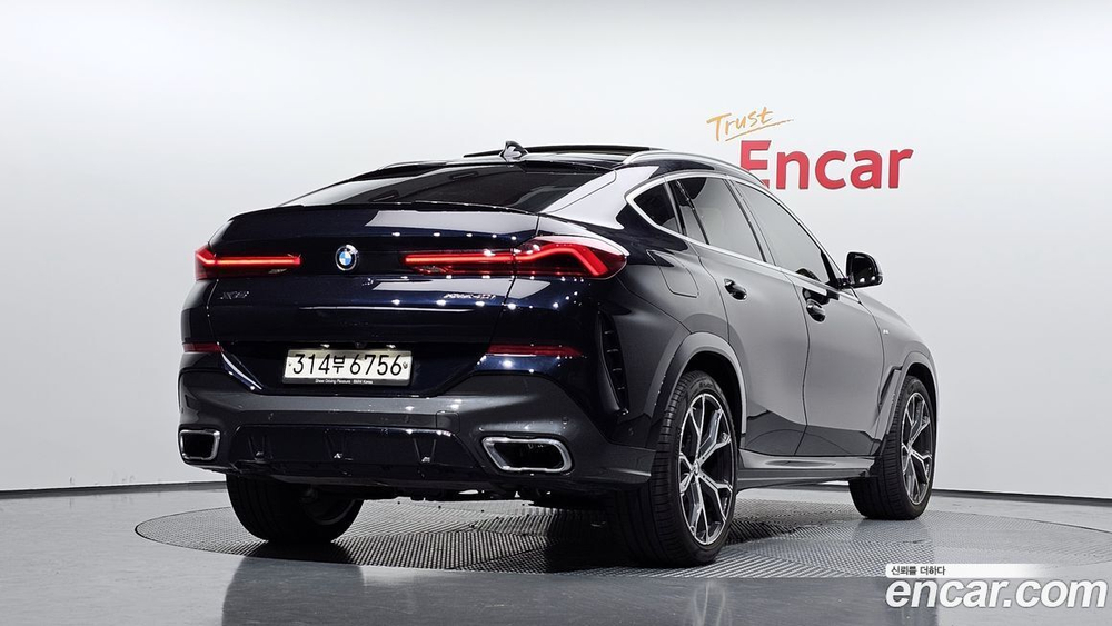 BMW X6 (G06) xDrive40i M Sports (11.2020)