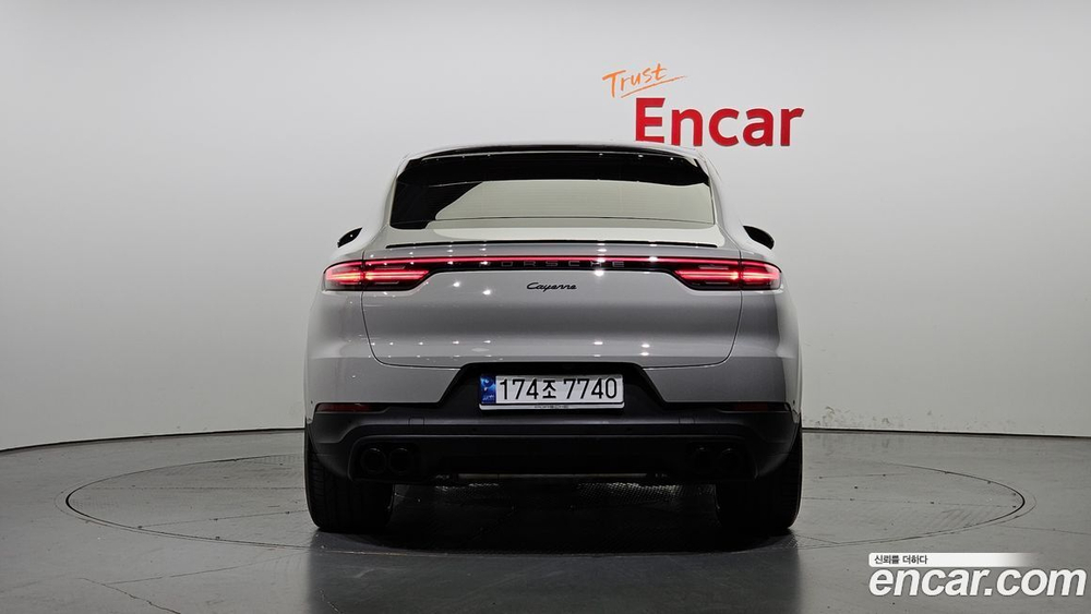 Porsche Cayenne (PO536) 3.0 Coupe Platinum Editions (05.2023)