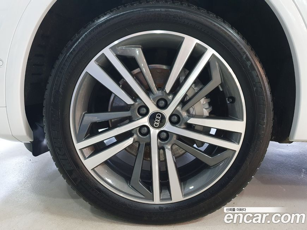 Audi Q5 (FY) 40 TDI Quattro Premium (01.2023)
