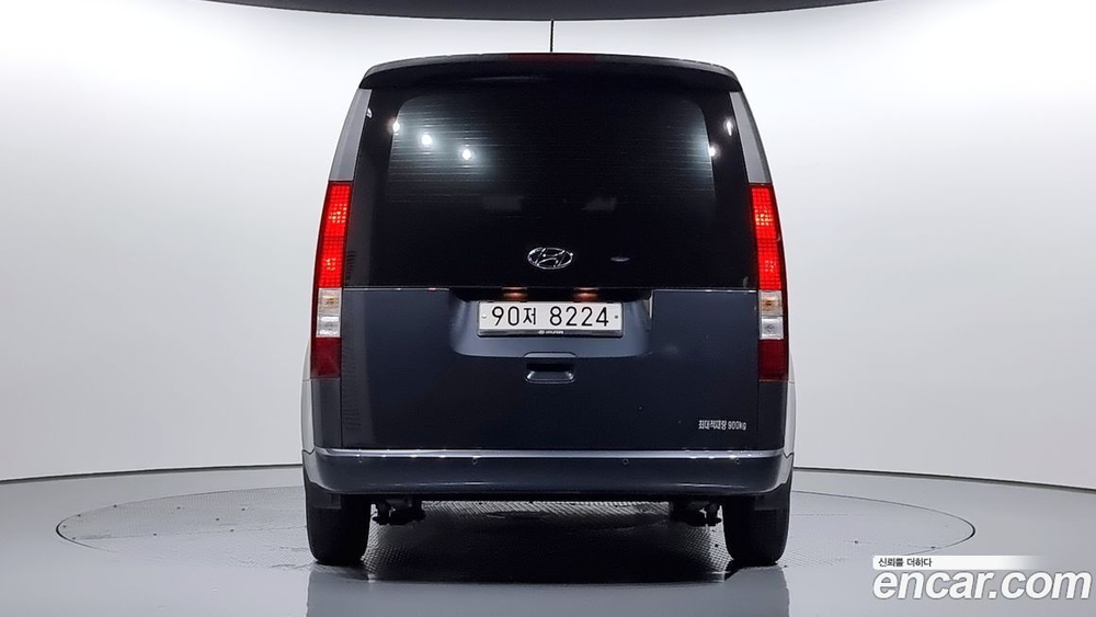 Hyundai Staria Cargo 3-х местный (05.2021)