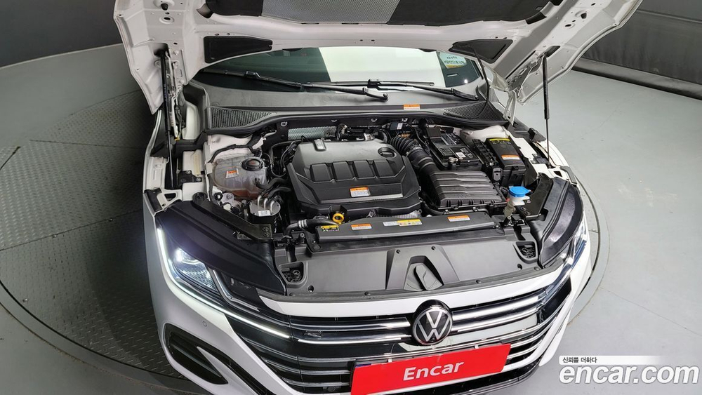 Volkswagen Arteon 2.0 TDI R-LINE 4 Motion (08.2022)