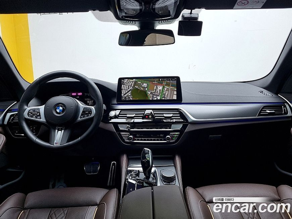 BMW 5 Series (G30) 523d M Sports (11.2022)