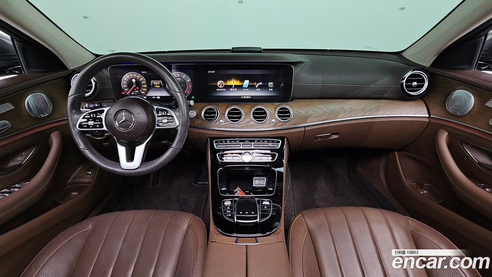 Mercedes-Benz E-Class W213 E300 4MATIC Exclusive (06.2020)
