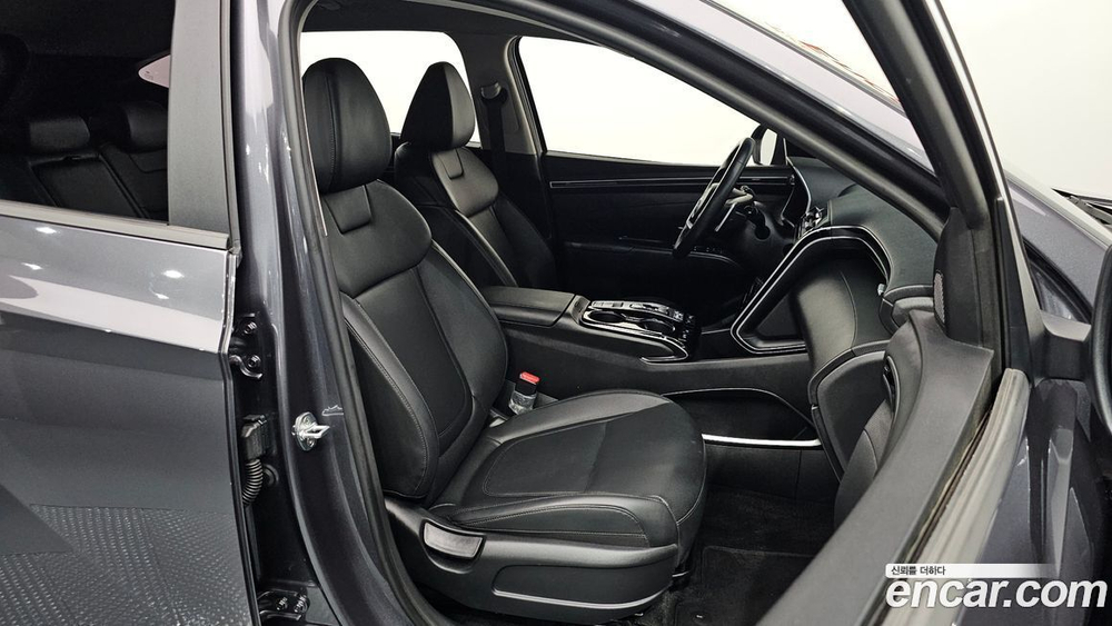 Hyundai Tucson (NX4) Дизель 2.0 2WD (04.2021)