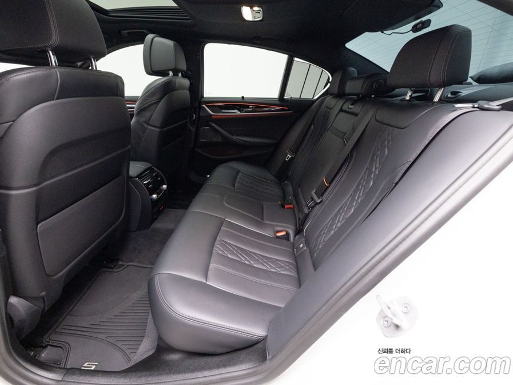 BMW 5 Series (G30) 530i xDrive M Sports (09.2022)
