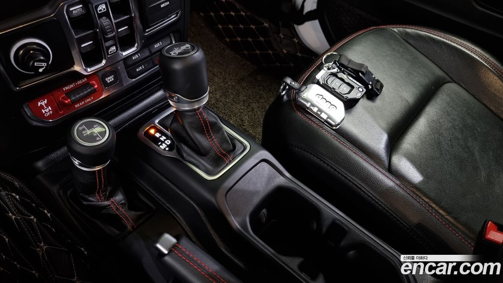 Jeep Wrangler (JL) 2.0 Rubicon Power Top 4 даери (12.2019)