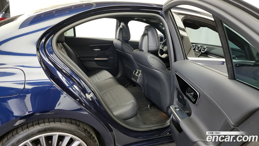 Mercedes-Benz C-Class W206 C300 AMG Line (01.2023)