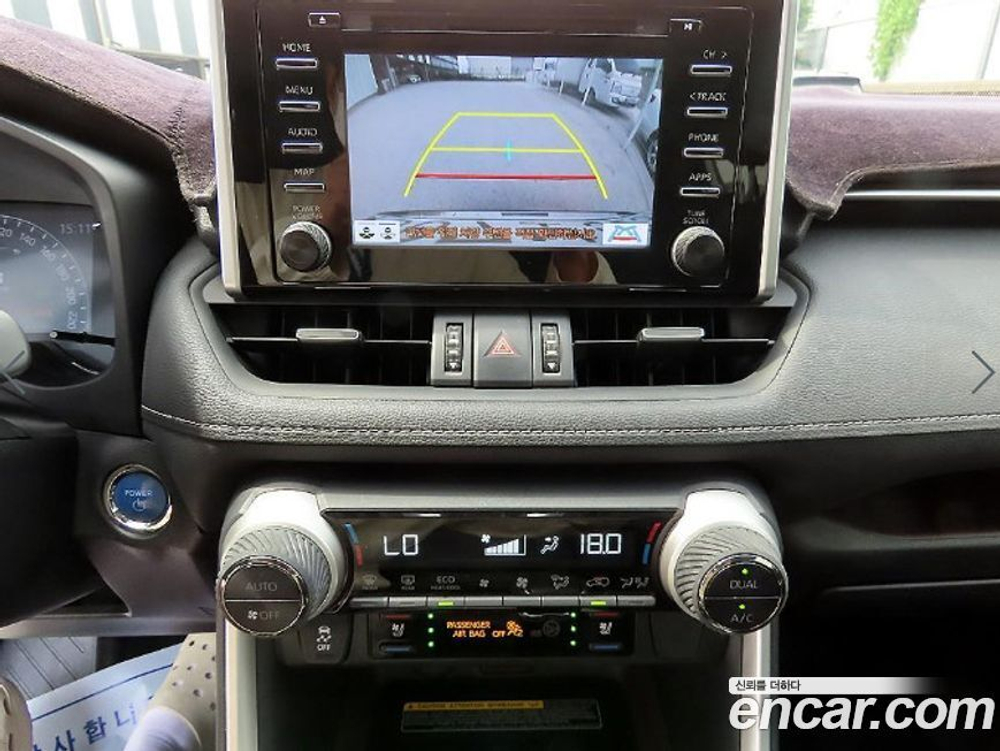 Toyota RAV4 5 Generation 2.5 4WD Hybrid (12.2020)